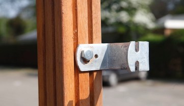 Stap 6: Zorg dat de beugels waterpas staan